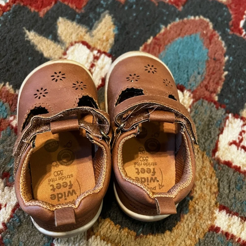 Stride Rite - Picture 3 of 4